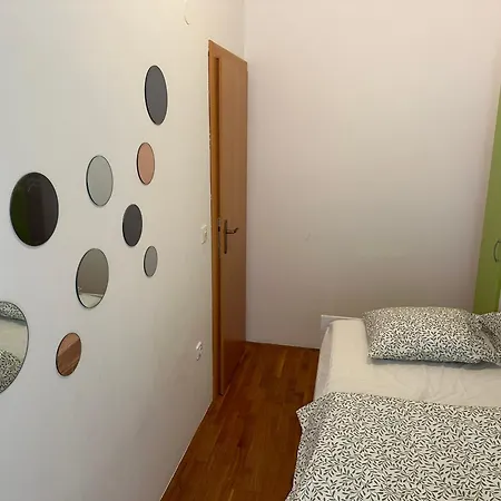 Apartman Ksenija Pag Town Exterior photo